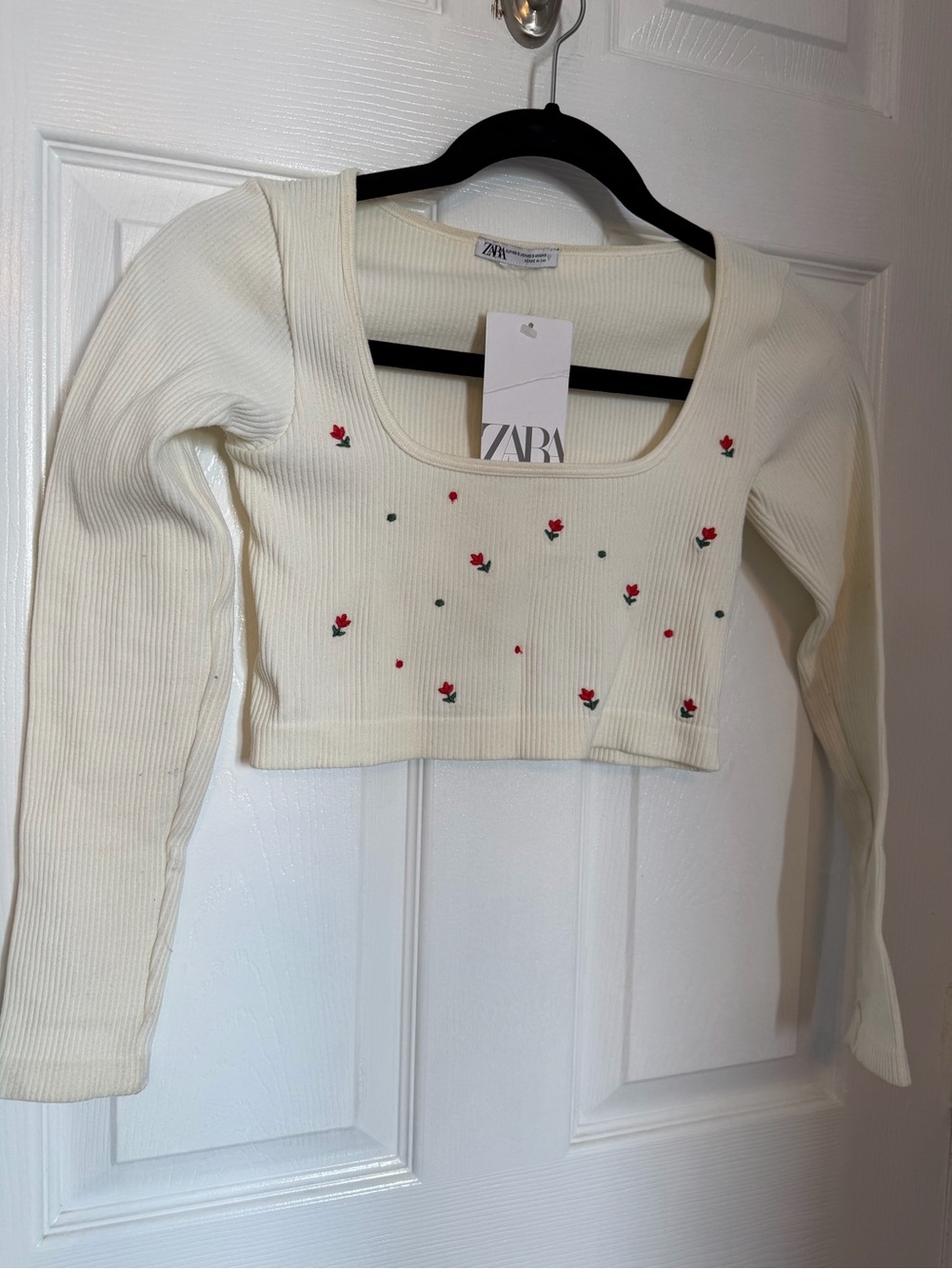 Zara Cream Ribbed Long-Sleeve Cropped Top with Red Floral Dots